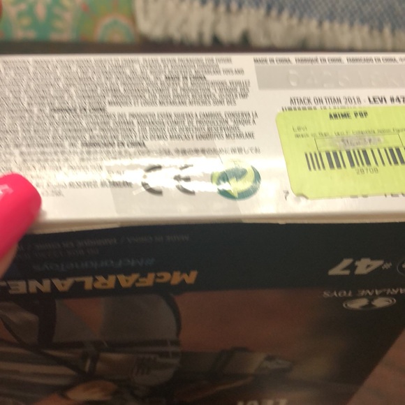 Attack on Titan Levi #47 collectible action figure - Picture 8 of 9